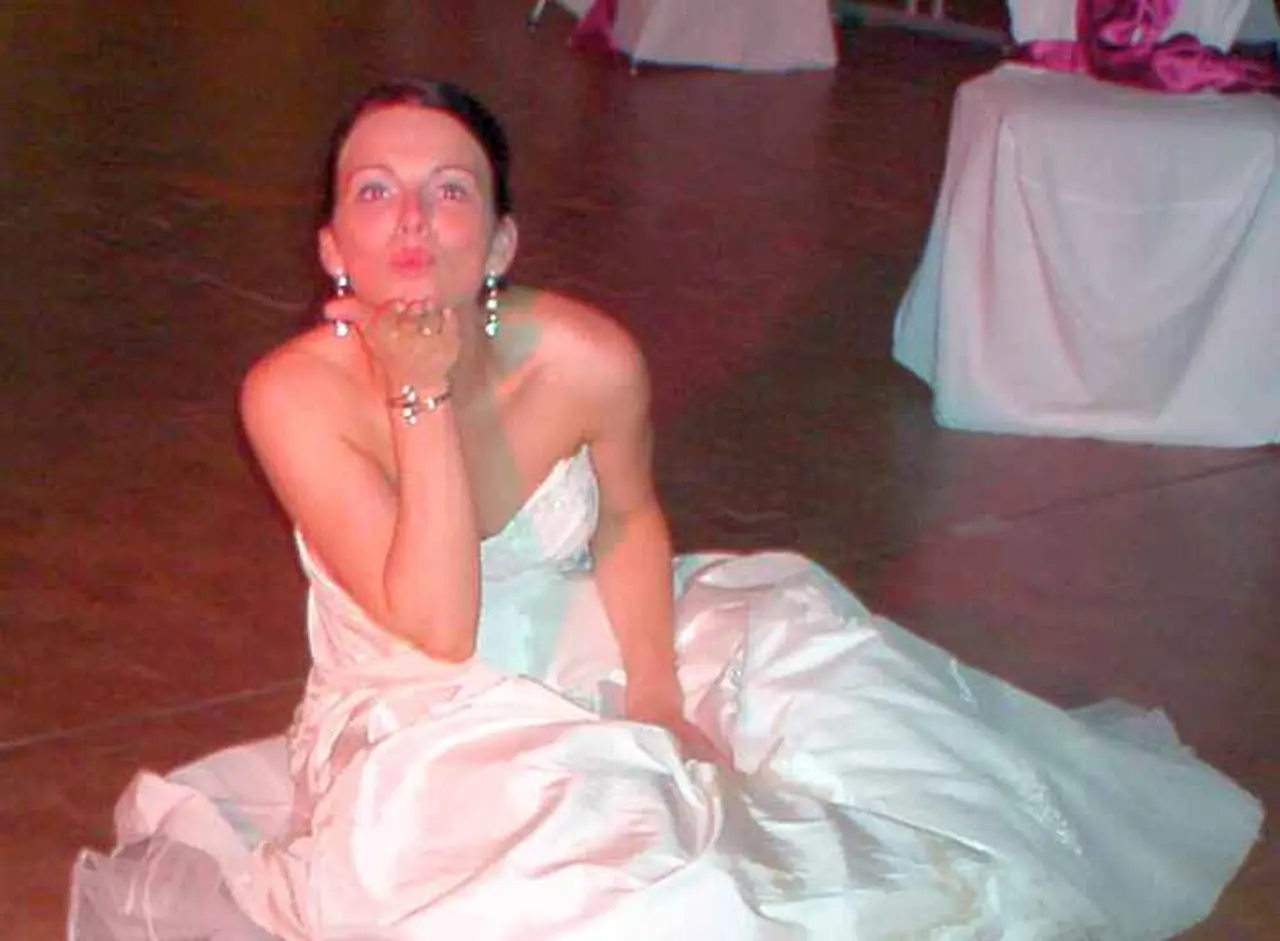 Am Ende der Hochzeitsfeier ein Dankeschön von der Braut. eine süße Braut